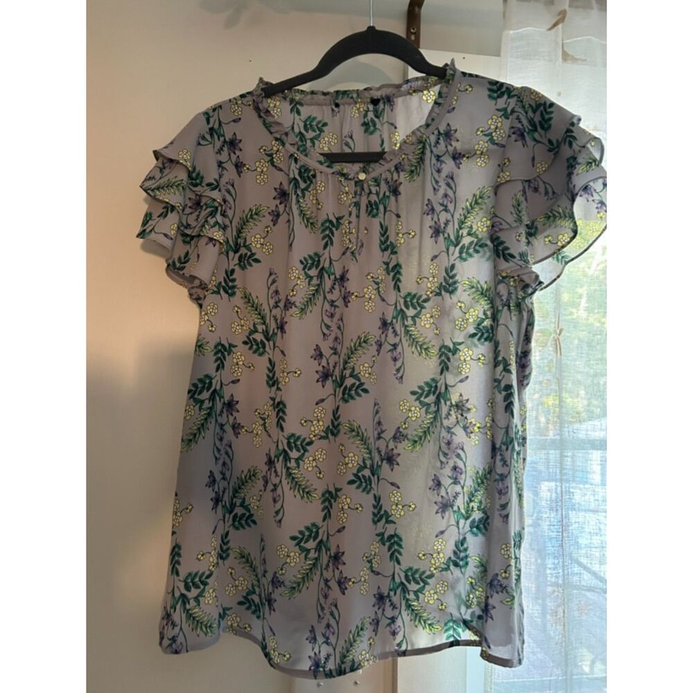 Women’s Gray Floral Ruffle Sleeve Blouse Botanical Print Feminine Top